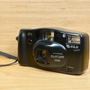 Vintage Fujifilm DL-95 Super, Point and Shoot Film Camera
